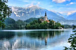 Озеро Блед (Bled) и остров с колокольней, Словения